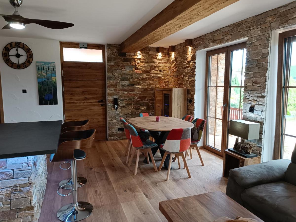 Luxus Ferienwohnung Chalet Seenaehe Schalkenmehren Exterior photo